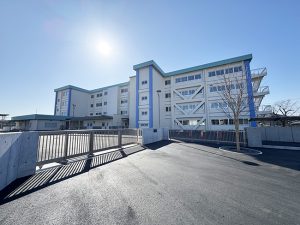 鳥居松小学校