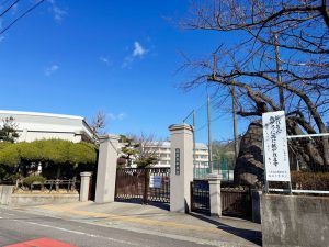 高蔵寺中学校