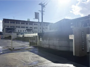 尾張旭市立西中学校